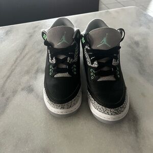 Jordan Black and Green Sneakers Modern Casual Style